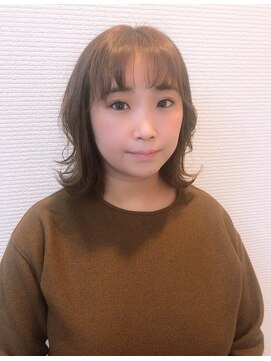 グロウ バイ フェイス(GLOW by face) マロンベージュ ロブヘア こなれヘア 透明感 ニュアンスカラー