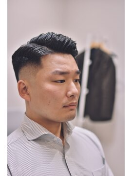 ピカイチ ミディアムスキン　サイドパート