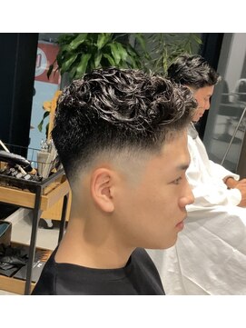グルーマーズトウキョウ 渋谷店(GROOMER/S TOKYO) ショートハーパー!スペインカール発祥店