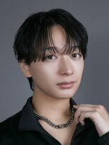 オーシャントーキョー 心斎橋(OCEAN TOKYO WEST)&nbsp;黒髪韓流メンズヘアコンマバングナチュラルセンターパート