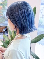 デコラ DECOR&nbsp;透明感ネイビーブルー外ハネボブ