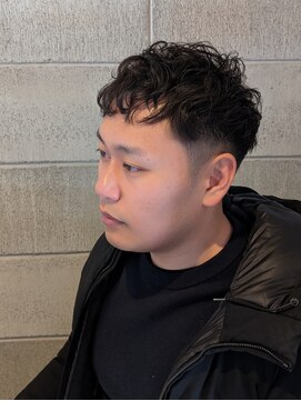 ワンワンオー バーバーショップ コンチネンタル(@110 BARBER SHOP continental) シャドウパーマ