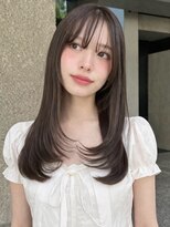ローネス(LONESS)&nbsp;顔周りレイヤーカットと透明感ベージュ