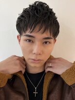 リリット(ReLit)&nbsp;センターパートツーブロックアップバングサーフカールマッシュ
