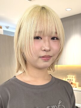 サンクプロジェクト(cinq PROJECT) ハイトーン切りっぱなしレイヤーボブミルクティーピンクベージュ