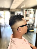 ヘアデザイナーズサロン 三嶋&nbsp;スキンフェード+ボディパーマ+ブラックカラー
