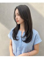 ルアン(Leun)&nbsp;20代30代40代50代レイヤーカット◎暗髪つやアッシュカラー