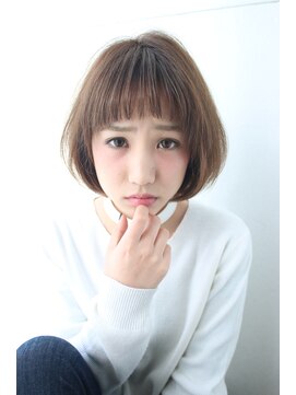 ソース 梅田(SOURCE) オンマユショートボブ(アッシュベージュ)