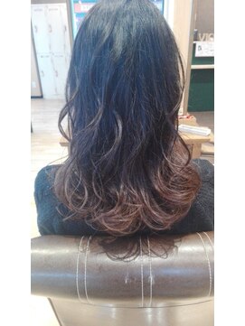 アグ ヘアー ビオラ 弘前駅前店(Agu hair viola) 裾カラー　グラデーション