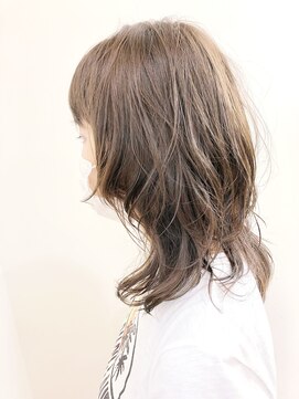 リアン(Lian) 【パーマ】ウルフパーマのくびれスタイル