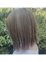 スタイル 袋町(STYLE)&nbsp;切りっぱなしボブ × ハニーベージュ