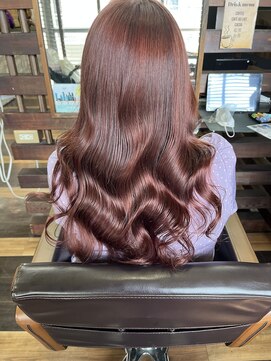 シェア(share) チェリーピンク×ウェーブ巻き