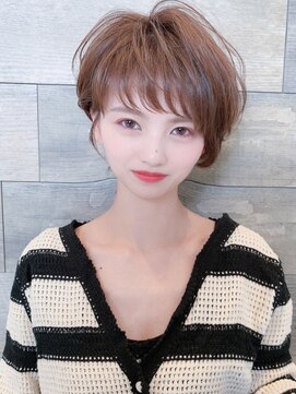 クロン 美容室(clon) 耳だしアッシュベージュショート