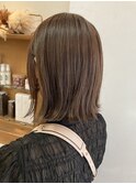 タイトシルエットのゆる外ハネ30代40代人気ヘア大人可愛い髪型