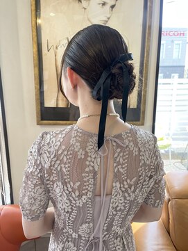 コレット ヘアー 大通(Colette hair) タイトシニヨンスタイル .*。