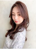ホワイトグレージュミニウルフデジタルパーマくびれヘアスタイル