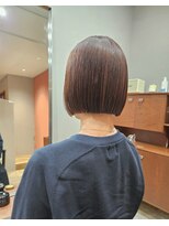 ヨン(yon) お手入れ簡単☆切りっぱなしボブ