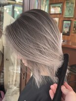 スリー(three)&nbsp;バレイヤージュ