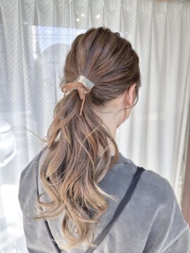 ヴァイブス(vibes) ポニーテール