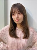 ミディアムヘア レイヤー 顔まわり ナチュラルブラウン 前髪
