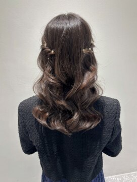 サヴォア(Savoir) お呼ばれヘア◎ハーフツイン