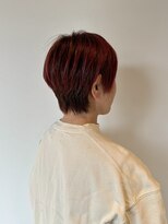 ケークリエイティブコード(K creative COrDE)&nbsp;ツーブロックで魅せるコンパクトショート×深みレッド