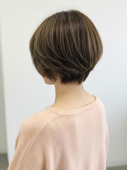 グランドール リュクス(Grandoll Luxe)の写真/【全席半個室】白髪染め/白髪ぼかし/ハイライトお任せください◎HPB AWARD 2025 BEST SALON 注目サロン選出