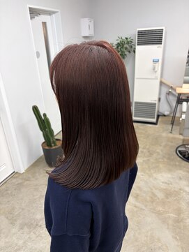 モコヘアーフロール(MOCO hair flor) 【大人女性の春色】質感で魅せる、上質なショコラピンク。