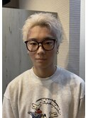 ホワイトスパイキーショート