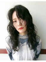 シエル ドゥ サワ(ciel de SAWA)&nbsp;レイヤーロング×カールパーマ 黒髪×ウェーブクールスタイル