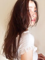 マワル(maWaRu)&nbsp;オトナ可愛い☆潤たっぷりココアブラウン×フリンジウェーブ