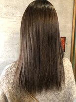 アティック ヘアーデザインアンドリラクゼーション(attic hair design&relaxation)&nbsp;細かいハイライト