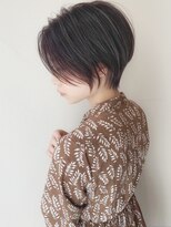 アヴァロン(AVALON)&nbsp;絶壁解消！丸みショートヘア×ハイライトカラー