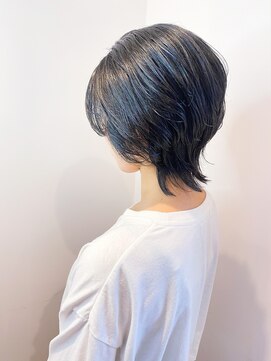ケシキ ヘアメイク(kesiki HAIR MAKE) ネオウルフ×青暗カラー