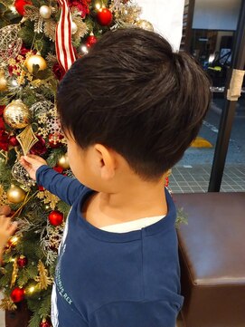 グランジュテ ヘアアンドスパ 真砂(GRAND JETE) ツーブロック・キッズショート