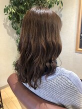 ヘアデザインフルーヴ(hair design fleuve) ゆるふわ巻き髪風パーマ