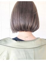 イル(ill) ぱつっとボブ