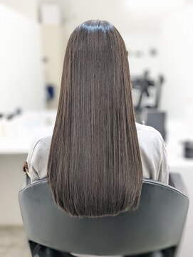 イレス 札幌駅前(IRESU) ドレスヘア/ショコラアッシュ/縮毛矯正・ストレー ト/波巻き