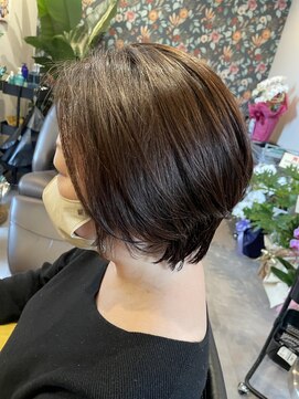 サニー(sunny) ショートボブ