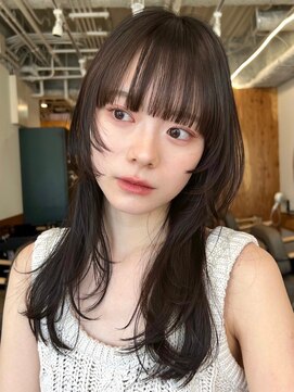 ノイカーム(noi Calm) 顔周りレイヤーカットくびれヘアミルクティーベージュカラー