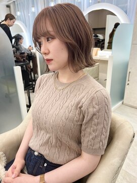 ネモネ バイ ミリー 梅田茶屋町(nemone by milly) 大人ボブ ミルクティーブラウン 顔周りレイヤー