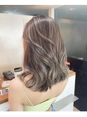 前髪アンブレラカラーこなれミディイメチェンウェーブパーマ