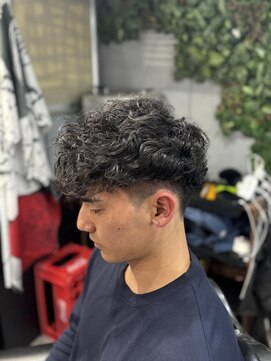 バーバーショップライズ 2nd(barber shop RAIzE) スペインカール