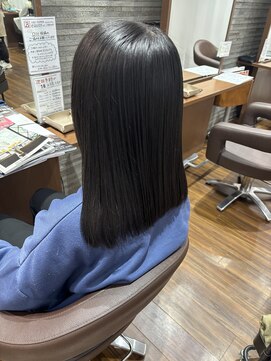 アミカ シーモール店(Amica) 切りっぱなしカット