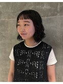 オン眉ボブ