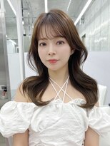 フォンズ(FONS)&nbsp;明るめベージュ　オリーブベージュ　くびれヘア