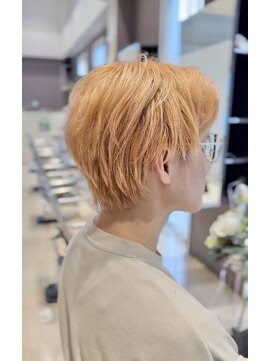 ワイボンドヘアー(Y bond hair) センターパートマッシュツイストスパイラルパーマゆるめ黒髪