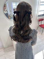 ディティカ サウ(Dityca sow)&nbsp;ハーフツイン/ハーフアップ/お呼ばれヘア/結婚式/卒業式/袴ヘア