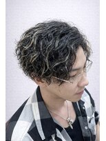 ヘアスタジオ ロメオ(hair studio Romeo)&nbsp;圧倒的モテセンターパート×ハイライト×スパイラルパーマ