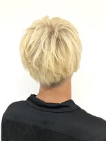 アマンドール(Aman D'or)&nbsp;ペールブロンド×マッシュレイヤー